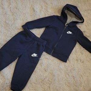 Authentic Unisex NIKE Sweatsuit